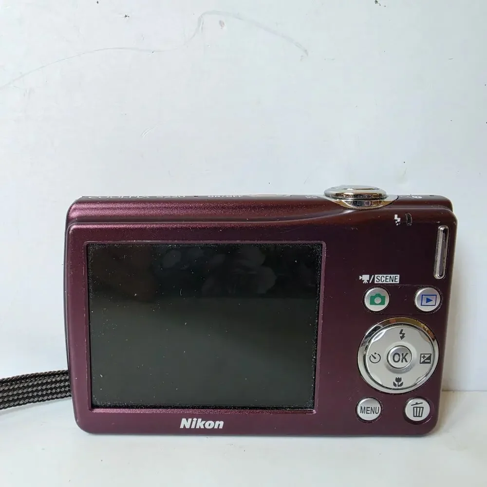 Nikon Coolpix S220 Digital Camera Plum Charger 3 Batteries 3X Zoom 10.0 MP